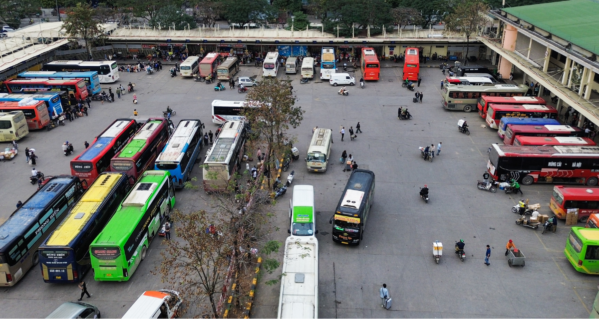 Trước cao điểm nghỉ lễ 30/4 - 1/5: Thị trường v&eacute; xe ghi nhận diễn biến bất ngờ chưa từng thấy