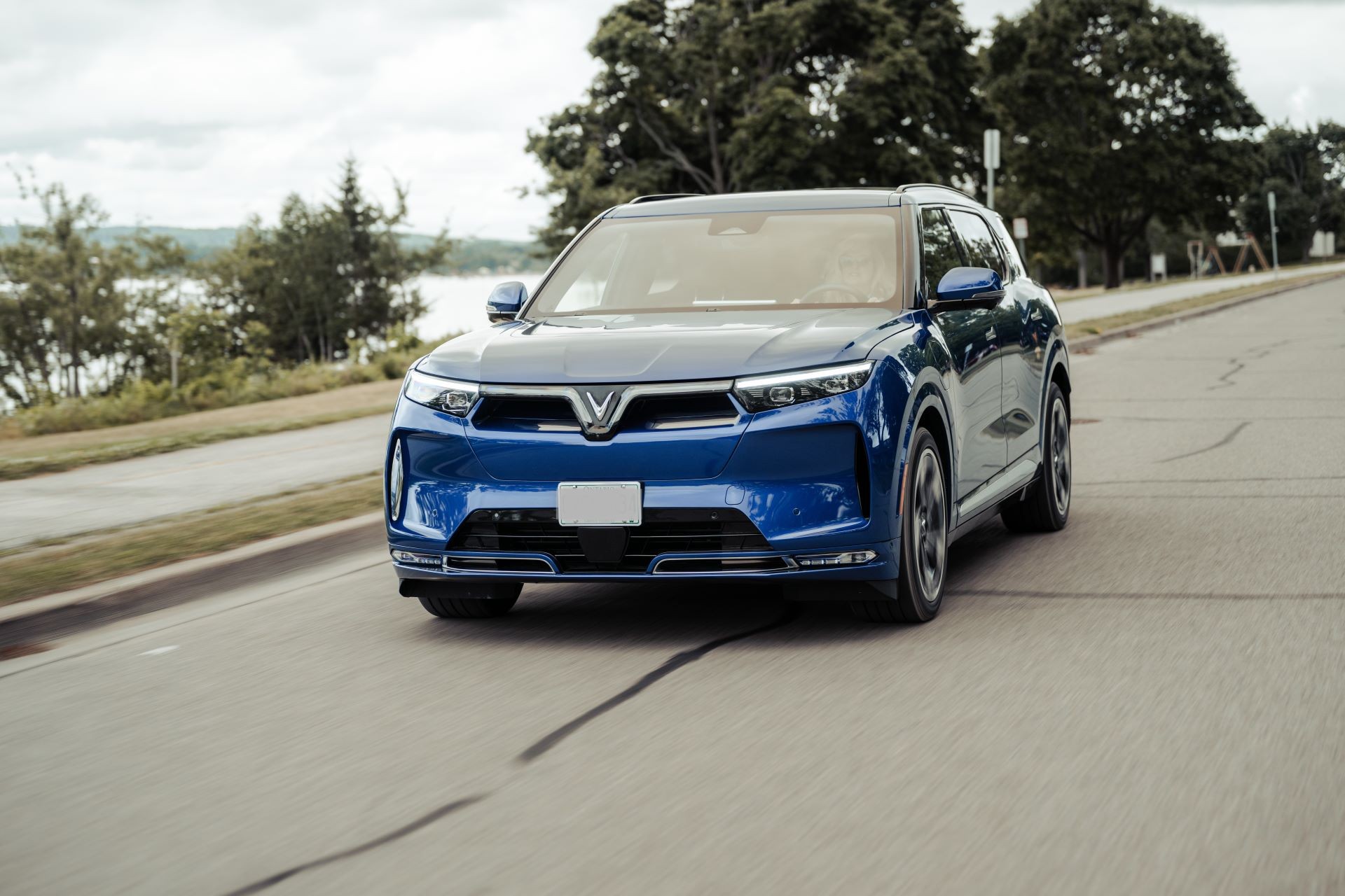 V&igrave; sao VinFast VF 9 được giới doanh nh&acirc;n ưu ti&ecirc;n h&agrave;ng đầu cho h&agrave;nh tr&igrave;nh d&agrave;i? ảnh 1