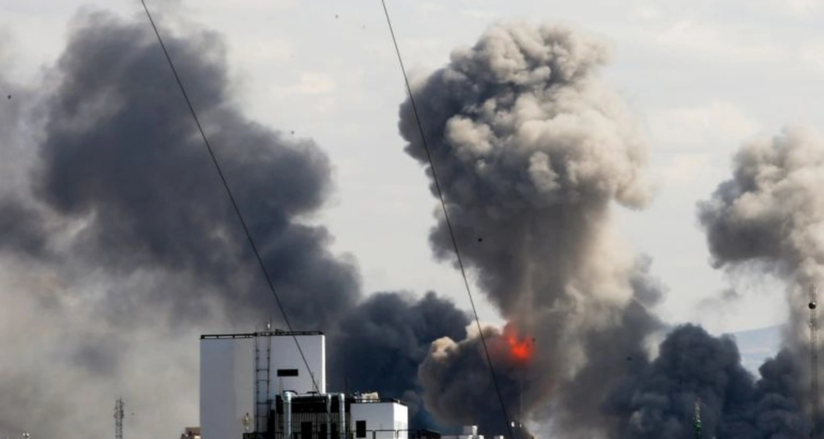 Iran ph&aacute;t cảnh b&aacute;o cứng rắn sau khi Mỹ gia hạn lệnh ngừng bắn, căng thẳng chưa hạ nhiệt