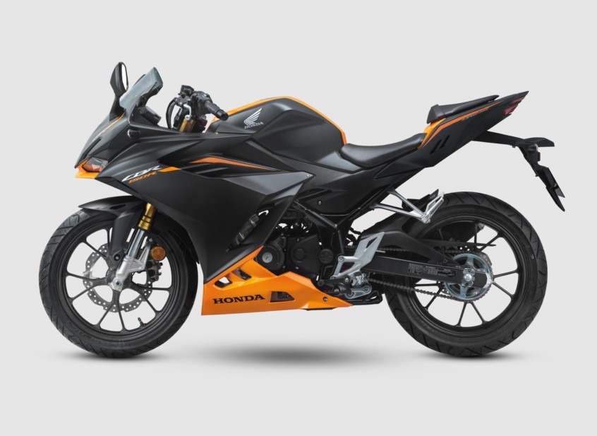 Honda ch&iacute;nh thức mở b&aacute;n &lsquo;vua c&ocirc;n tay' 150cc mới kh&aacute;c biệt Winner R v&agrave; Yamaha Exciter, gi&aacute; cực 'mềm' ảnh 3