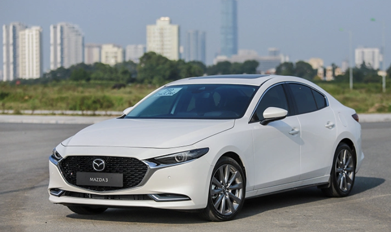 Đ&acirc;u l&agrave; mẫu sedan cỡ C b&aacute;n chạy nhất th&aacute;ng vừa qua: Mazda3, Honda Civic  hay Hyundai Elantra