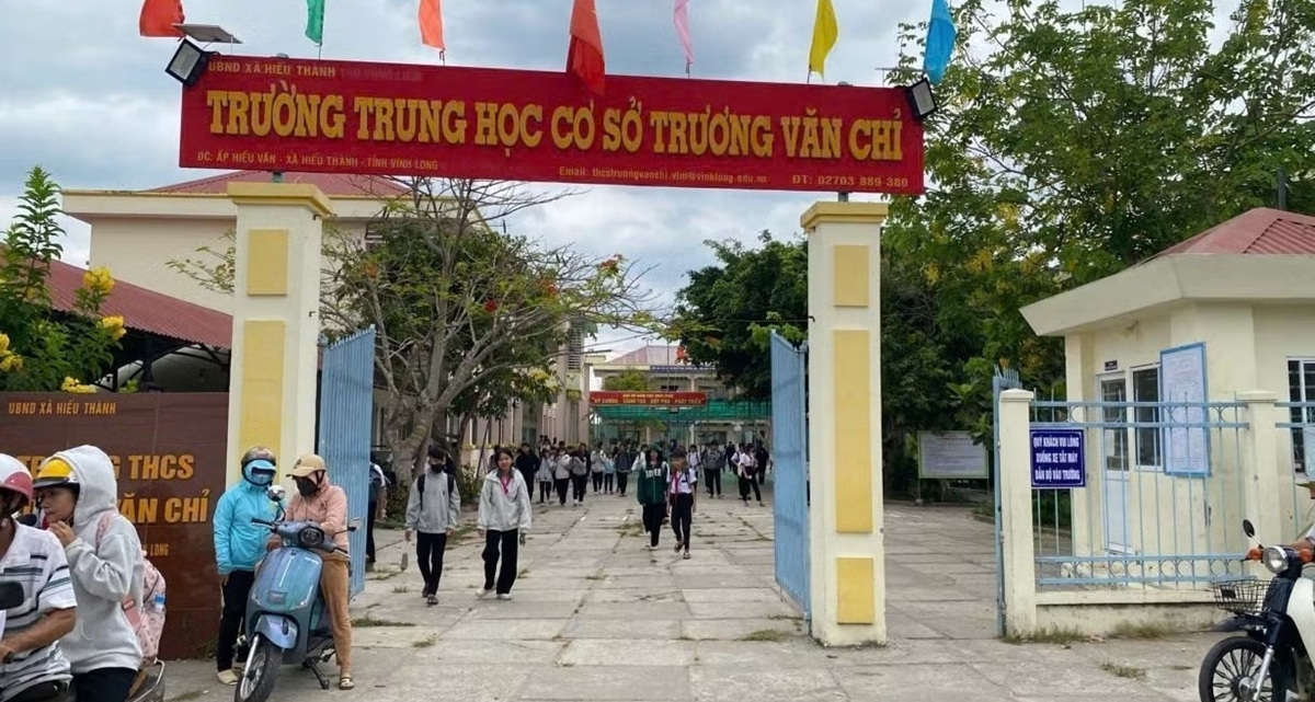 Kết luận vụ thầy gi&aacute;o dạy to&aacute;n bị phụ huynh tố nh&eacute;o tai 17 học sinh ở Vĩnh Long