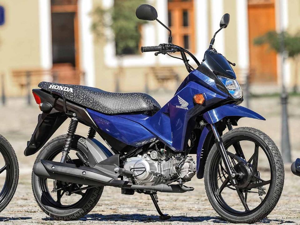 Honda ch&iacute;nh thức ra mắt &lsquo;xe số quốc d&acirc;n&rsquo; 110cc gi&aacute; rẻ mới, thiết kế 'n&eacute;t' hơn Future, trang bị &aacute;t v&iacute;a Wave Alpha v&agrave; RSX ảnh 5