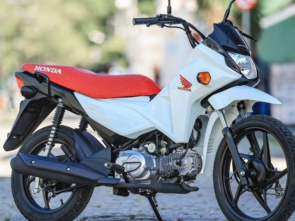 Honda ch&iacute;nh thức ra mắt &lsquo;xe số quốc d&acirc;n&rsquo; 110cc gi&aacute; rẻ mới, thiết kế 'n&eacute;t' hơn Future, trang bị &aacute;t v&iacute;a Wave Alpha v&agrave; RSX ảnh 7