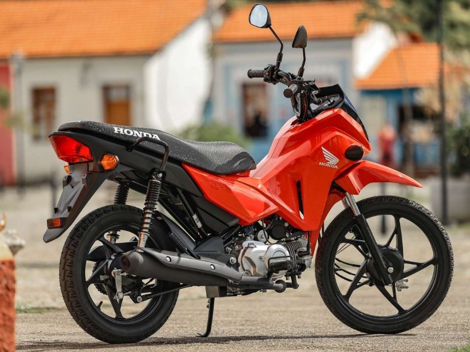 Honda ch&iacute;nh thức ra mắt &lsquo;xe số quốc d&acirc;n&rsquo; 110cc gi&aacute; rẻ mới, thiết kế 'n&eacute;t' hơn Future, trang bị &aacute;t v&iacute;a Wave Alpha v&agrave; RSX ảnh 9