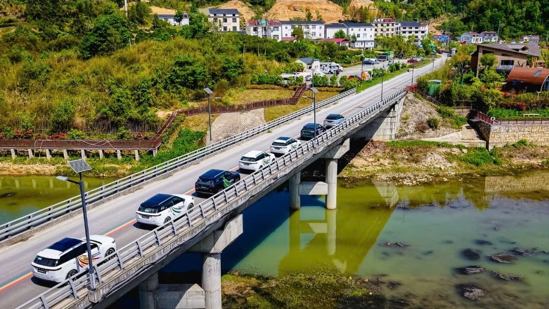 Việt Nam thắng 'Super Hybrid Marathon 9 quốc gia', Omoda C5 SHS-H chạy gần 1.000km chỉ với một b&igrave;nh xăng ảnh 3