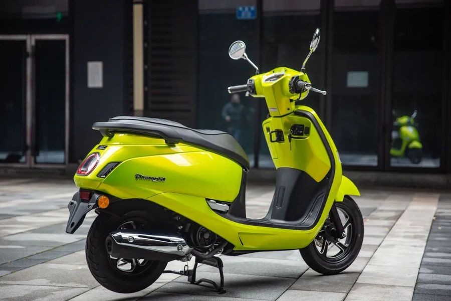 &lsquo;X&eacute; v&eacute;&rsquo; Honda Vision, &lsquo;xe ga quốc d&acirc;n&rsquo; mới &lsquo;n&eacute;t&rsquo; hơn cả SH Mode ch&iacute;nh thức ra mắt gi&aacute; 25 triệu đồng ảnh 4