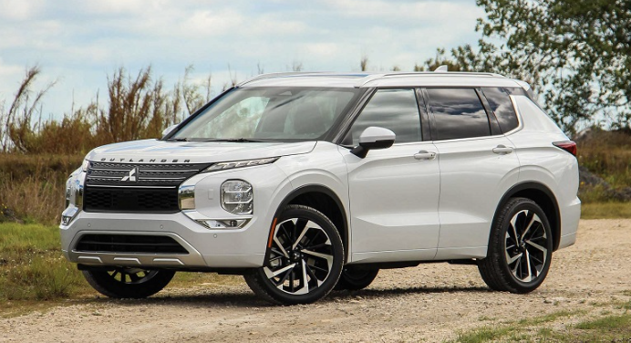 Điểm tin &ocirc; t&ocirc; 1/5: SUV cũ tốt nhất tầm gi&aacute; 300 triệu, chủ xe b&aacute;n tải &lsquo;thở ph&agrave;o&rsquo; nhờ quy định mới