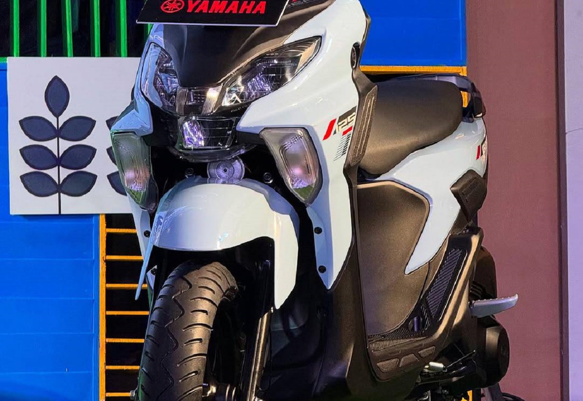 Yamaha ch&iacute;nh thức mở b&aacute;n &lsquo;vua xe ga&rsquo; 125cc mới gi&aacute; 32 triệu đồng: Hạ đo v&aacute;n Honda Air Blade v&agrave; Vario