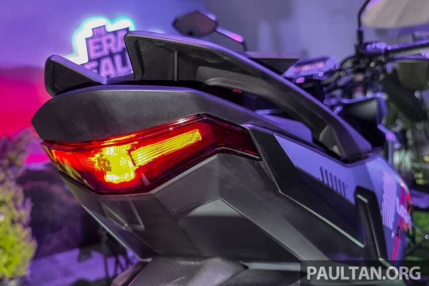 Honda ch&iacute;nh thức mở b&aacute;n &lsquo;vua xe ga&rsquo; 125cc mới cứng: Thiết kế ấn tượng hơn Air Blade v&agrave; SH 125i, gi&aacute; 43 triệu đồng ảnh 4