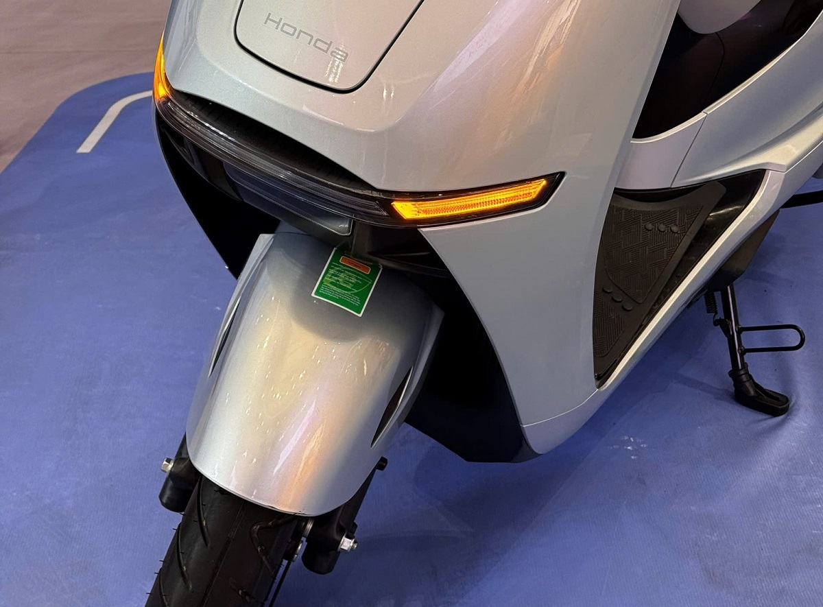Gi&aacute; xăng dầu trưa nay 5/5: Lao dốc từ đỉnh xuống đ&aacute;y, đại l&yacute; nhận cọc xe m&aacute;y Honda kh&ocirc;ng cần đổ xăng