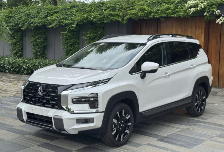 Chủ xe Mitsubishi cần ch&uacute; &yacute;: Hơn 5.000 xe Xpander v&agrave; Xpander Cross bị triệu hồi v&igrave; lỗi ghế sau