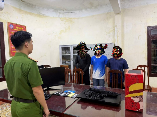 Triệt ph&aacute; ổ nh&oacute;m lợi dụng tr&ograve; chơi Li&ecirc;n Minh Huyền Thoại để lừa đảo chiếm đoạt t&agrave;i sản