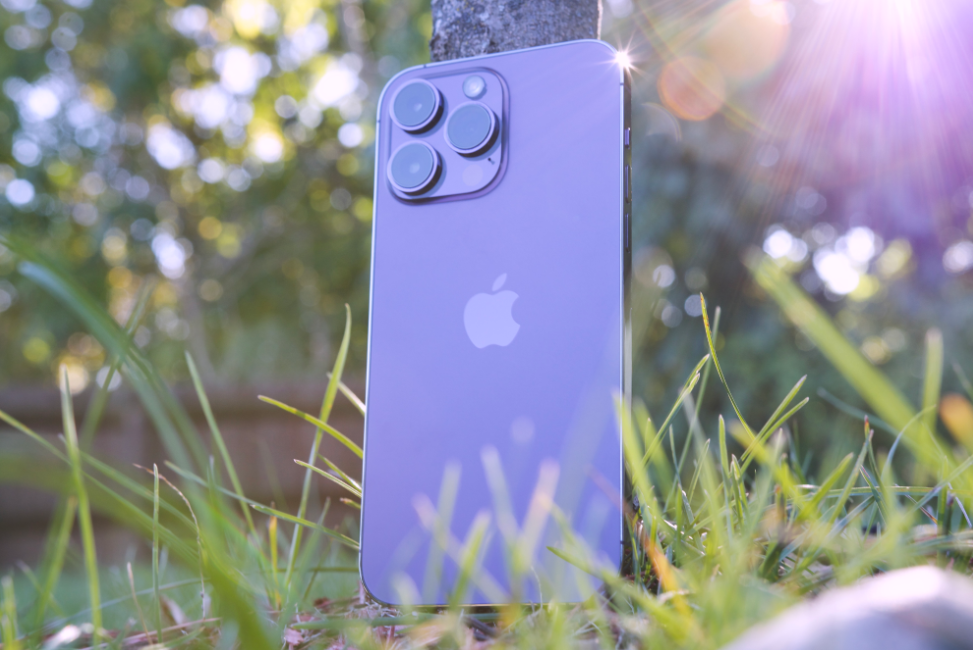 C&oacute; n&ecirc;n mua iPhone 14 Pro Max năm 2026? Cấu h&igrave;nh khủng, gi&aacute; \'chạm đ&aacute;y\'
