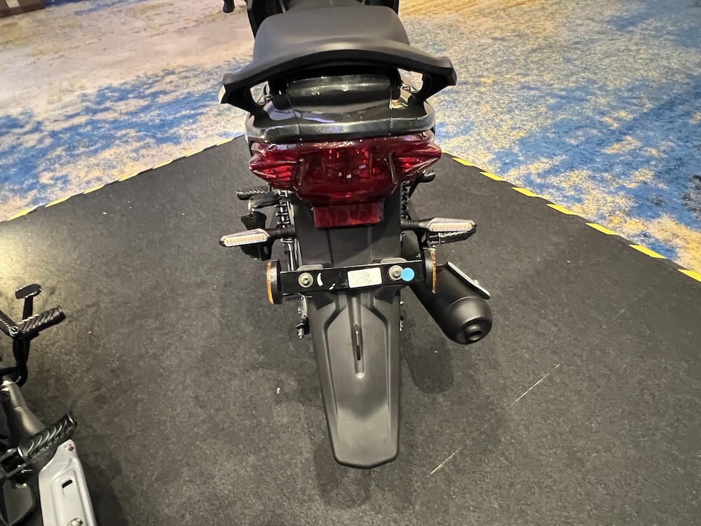 &lsquo;Vua xe số&rsquo; 115cc mới ch&iacute;nh thức mở b&aacute;n gi&aacute; 20 triệu đồng rẻ hơn Honda Future, trang bị &aacute;t v&iacute;a Wave Alpha v&agrave; RSX ảnh 3