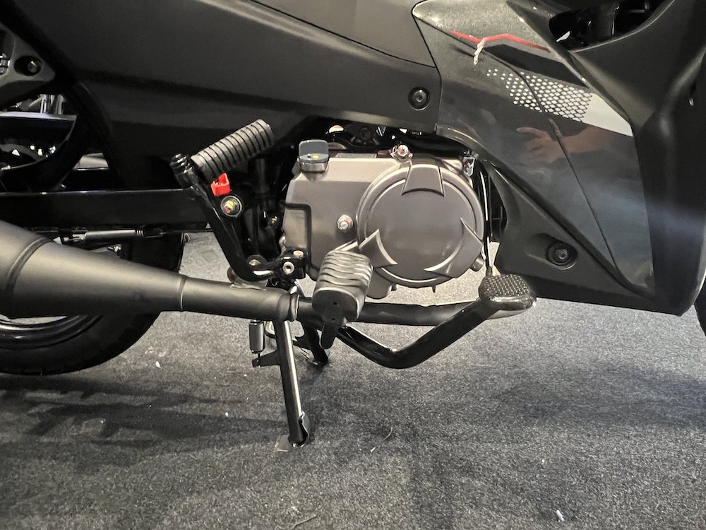 &lsquo;Vua xe số&rsquo; 115cc mới ch&iacute;nh thức mở b&aacute;n gi&aacute; 20 triệu đồng rẻ hơn Honda Future, trang bị &aacute;t v&iacute;a Wave Alpha v&agrave; RSX ảnh 7