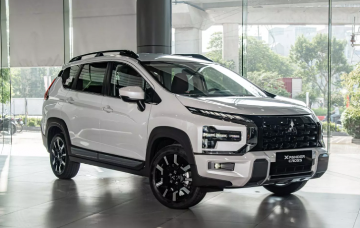Điểm tin &ocirc; t&ocirc; 7/5: Cập nhật gi&aacute; xe Mitsubishi v&agrave; Peugeot th&aacute;ng 5, Xe điện Wuling Bingo bốc ch&aacute;y