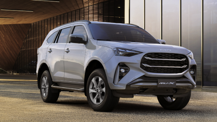 Điểm tin &ocirc; t&ocirc; 9/5: Cập nhật gi&aacute; xe Isuzu mới nhất th&aacute;ng 5, Loạt xe BYD giảm &lsquo;chạm đ&aacute;y&rsquo; cả trăm triệu