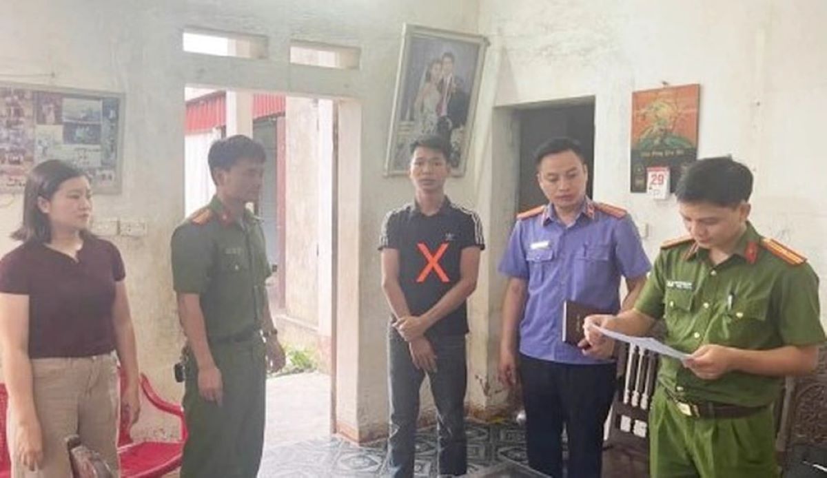 Danh t&iacute;nh nam thanh ni&ecirc;n biến trang trại chăn nu&ocirc;i th&agrave;nh &lsquo;xưởng&rsquo; sản xuất mỹ phẩm đang hot tr&ecirc;n mạng