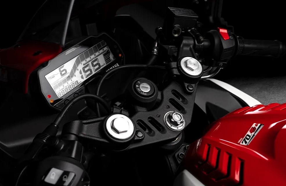Yamaha ch&iacute;nh thức ra mắt &lsquo;vua c&ocirc;n tay&rsquo; 155cc mới ph&acirc;n kh&uacute;c kh&aacute;c Exciter v&agrave; Honda Winner R, c&oacute; ABS 2 k&ecirc;nh, gi&aacute; cực rẻ ảnh 6