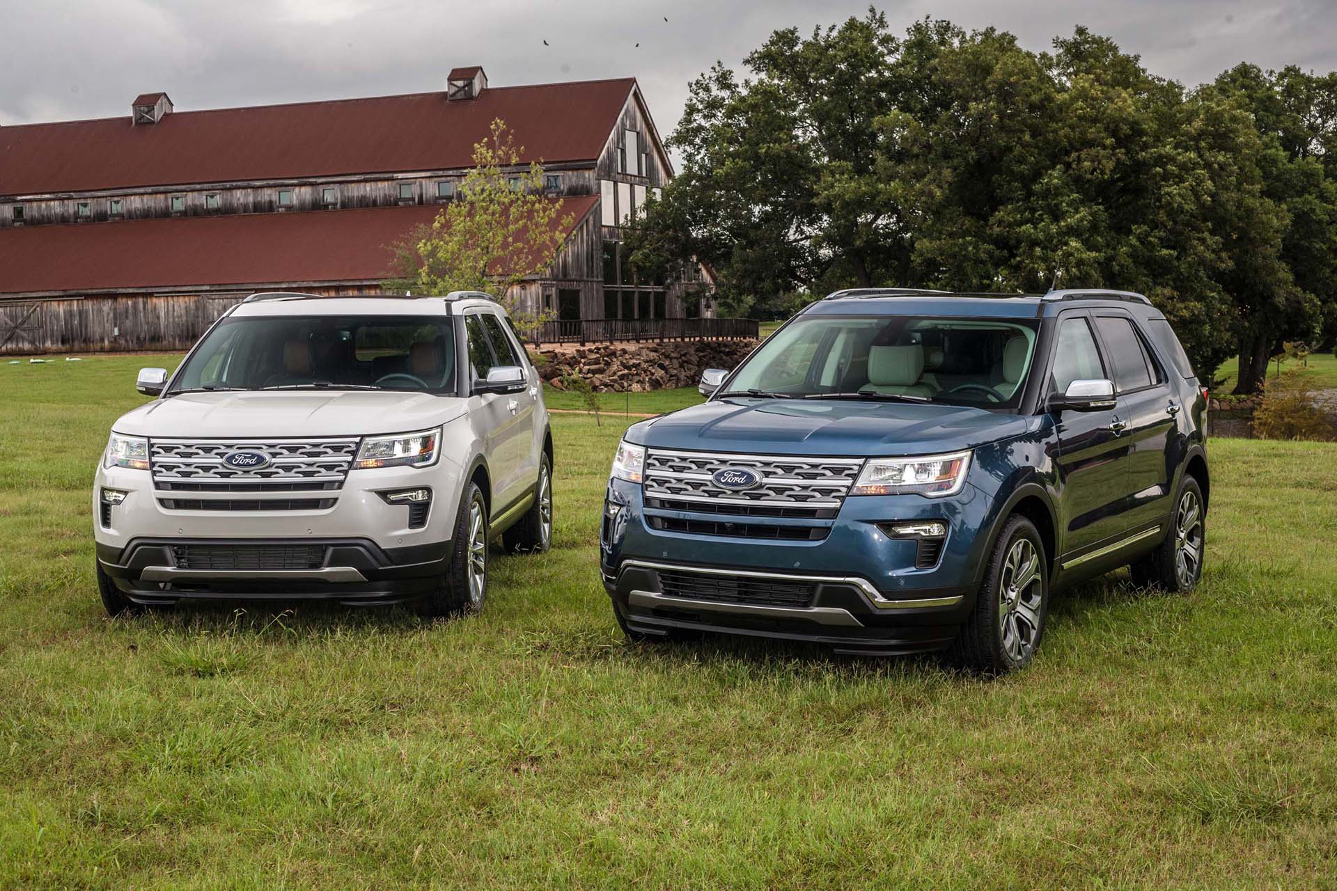 Ford Explorer bị triệu hồi \'khẩn\' tại Việt Nam: Hơn 2.400 xe SUV Mỹ lỗi hệ thống treo, nguy cơ mất kiểm so&aacute;t l&aacute;i