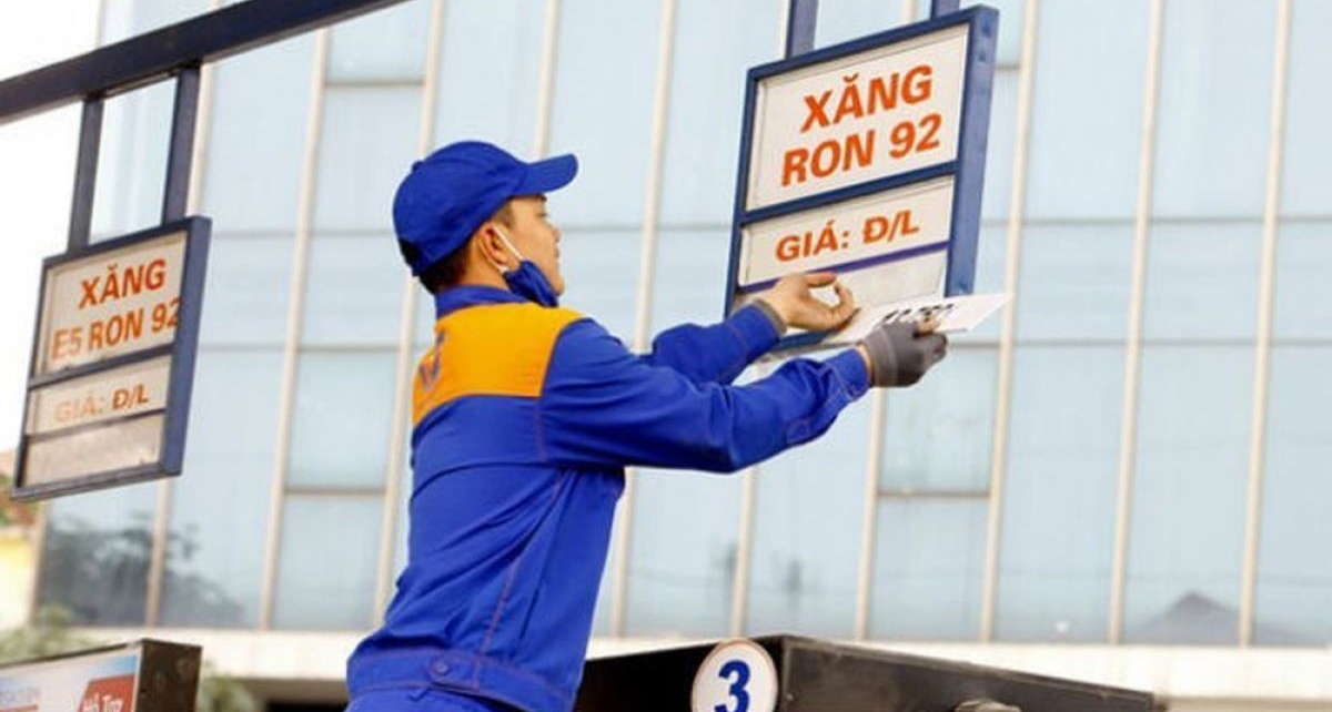 Gi&aacute; xăng dầu h&ocirc;m nay 14/5: Dầu Diesel chiều nay giảm &lsquo;rẻ như cho&rsquo;, bảng gi&aacute; tại Petrolimex, PVOIL, Mipec