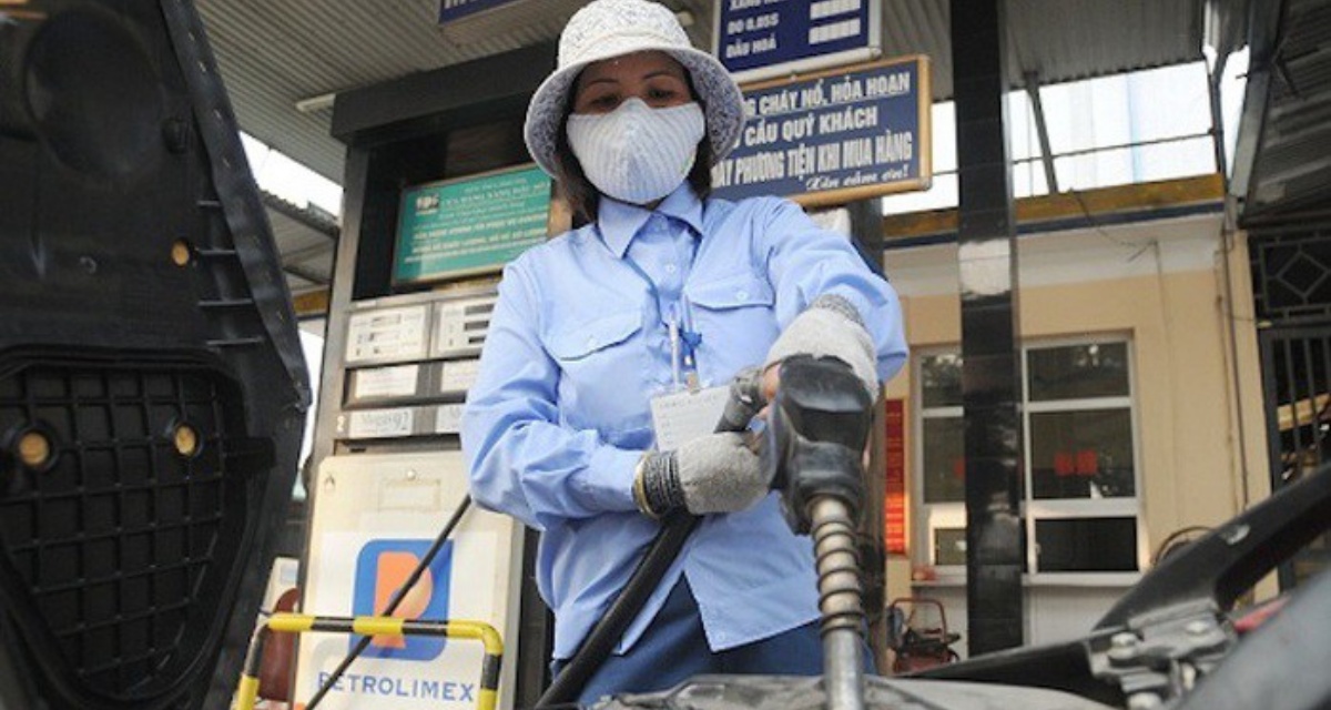 Gi&aacute; xăng dầu h&ocirc;m nay (tối 14/5): E5 RON92, RON95, dầu diesel giảm chạm đ&aacute;y, quỹ b&igrave;nh ổn giữ nguy&ecirc;n