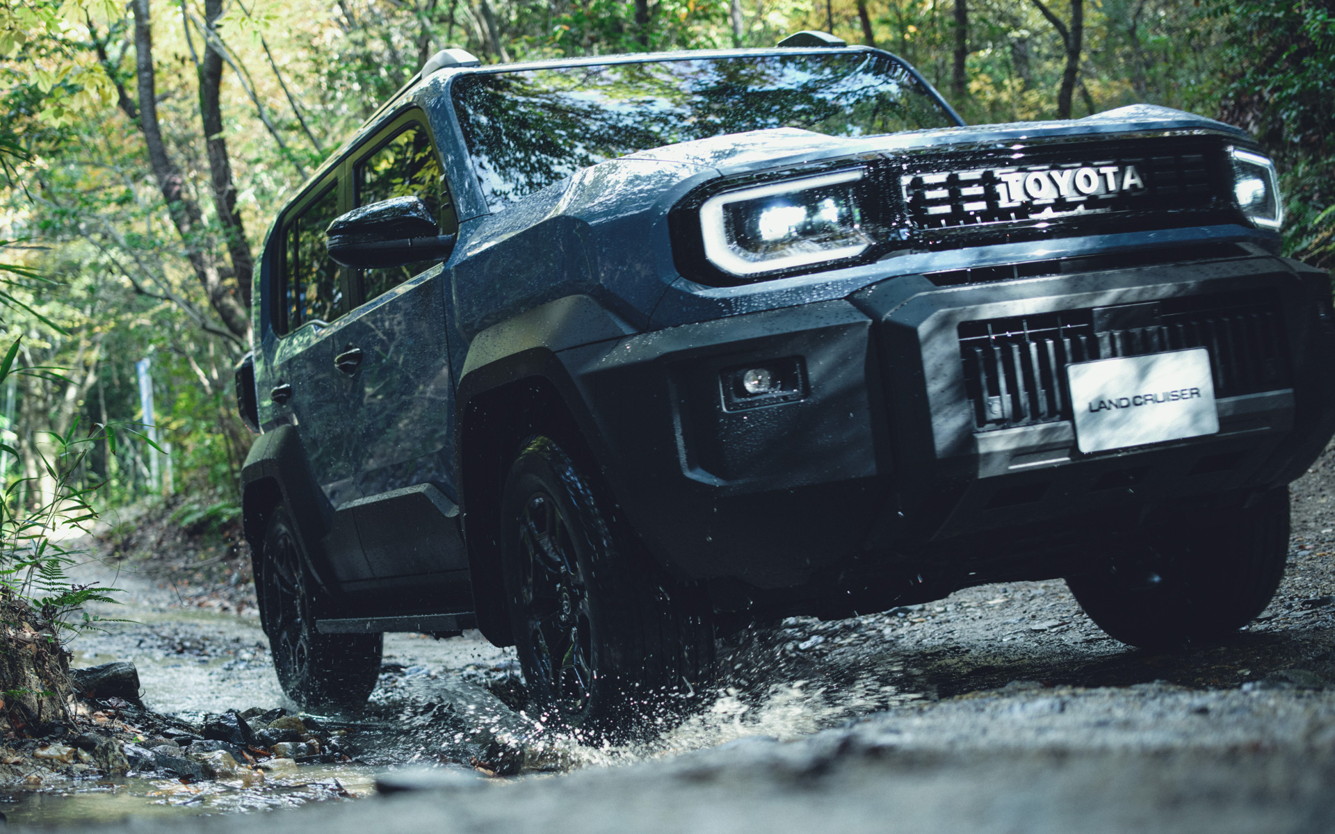 Toyota Land Cruiser FJ mở b&aacute;n tại Th&aacute;i Lan: SUV off-road &lsquo;mini Land Cruiser&rsquo; gi&aacute; từ khoảng 750 triệu đồng