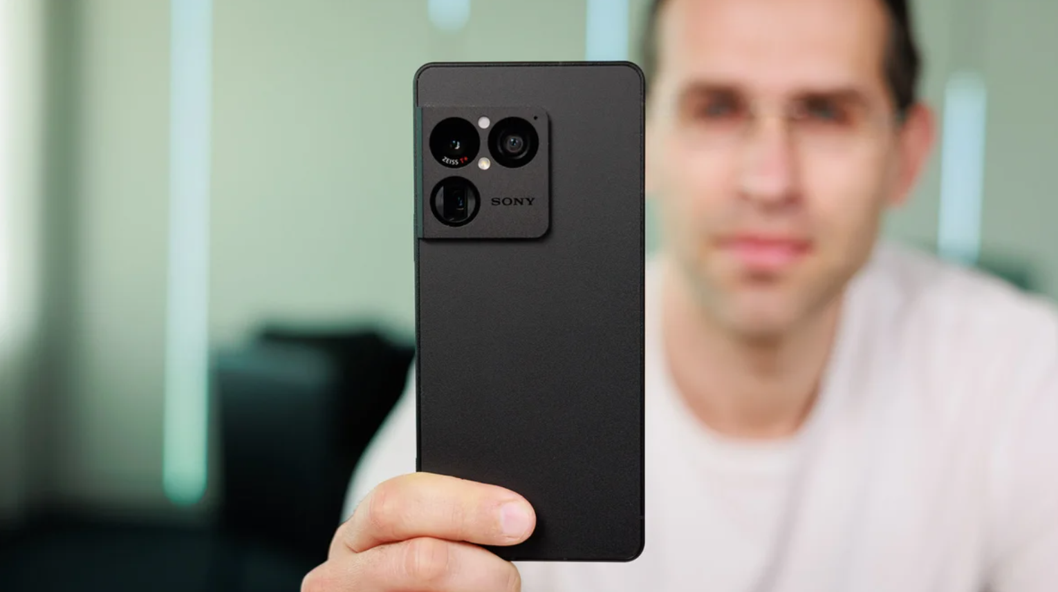 Đ&aacute;nh gi&aacute; Sony Xperia 1 VIII: Si&ecirc;u phẩm cho Audiophile v&agrave; d&acirc;n nhiếp ảnh chuy&ecirc;n nghiệp