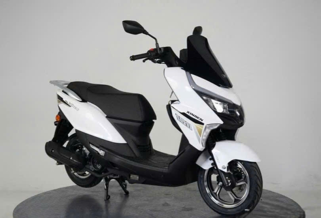 Xe ga Trung Quốc Xinben XD150 g&acirc;y sốt: Gi&aacute; chỉ 27 triệu đồng nhưng c&oacute; m&agrave;n h&igrave;nh TFT, chạy gần 380 km/lần đổ xăng