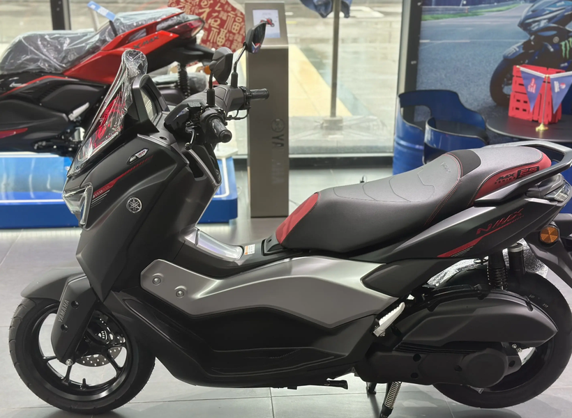 Yamaha ch&iacute;nh thức ra mắt &lsquo;vua xe ga&rsquo; 155cc mới &lsquo;một 9 một 10&rsquo; với Honda SH 160i, gi&aacute; b&aacute;n cạnh tranh ảnh 4