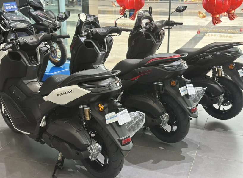 Yamaha ch&iacute;nh thức ra mắt &lsquo;vua xe ga&rsquo; 155cc mới &lsquo;một 9 một 10&rsquo; với Honda SH 160i, gi&aacute; b&aacute;n cạnh tranh ảnh 5