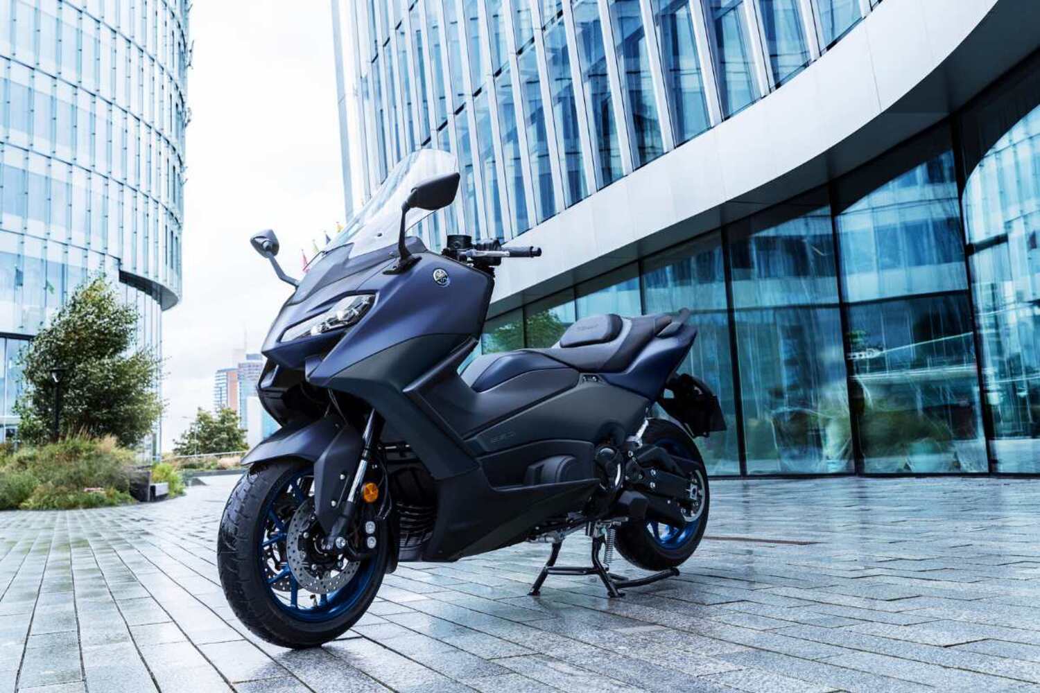 Yamaha TMAX560 2026 ra mắt tại Nhật Bản: &lsquo;Vua xe ga\' thể thao 561cc tiếp tục n&acirc;ng cấp c&ocirc;ng nghệ