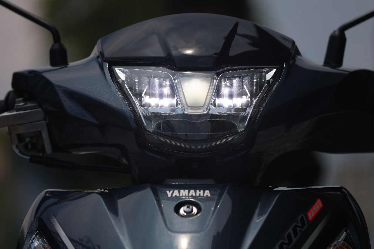 Tin xe hot 16/5: Yamaha tr&igrave;nh l&agrave;ng &lsquo;cơn &aacute;c mộng&rsquo; của Honda Future gi&aacute; 32 triệu đồng, trang bị đỉnh hơn Wave Alpha v&agrave; RSX ảnh 1