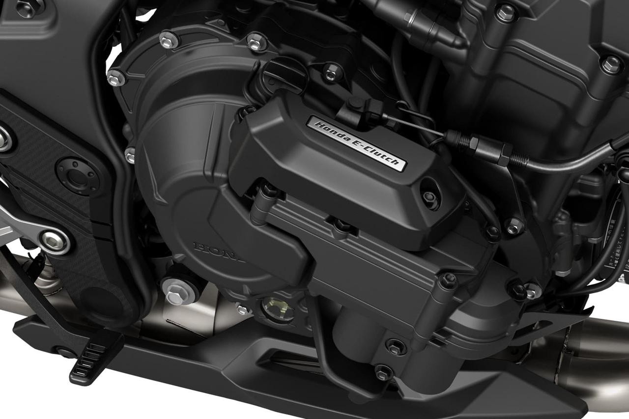Honda ch&iacute;nh thức ra mắt &lsquo;&ocirc;ng ho&agrave;ng c&ocirc;n tay&rsquo; mới ph&acirc;n kh&uacute;c tr&ecirc;n Winner R v&agrave; Yamaha Exciter, gi&aacute; cực kỳ cạnh tranh ảnh 4