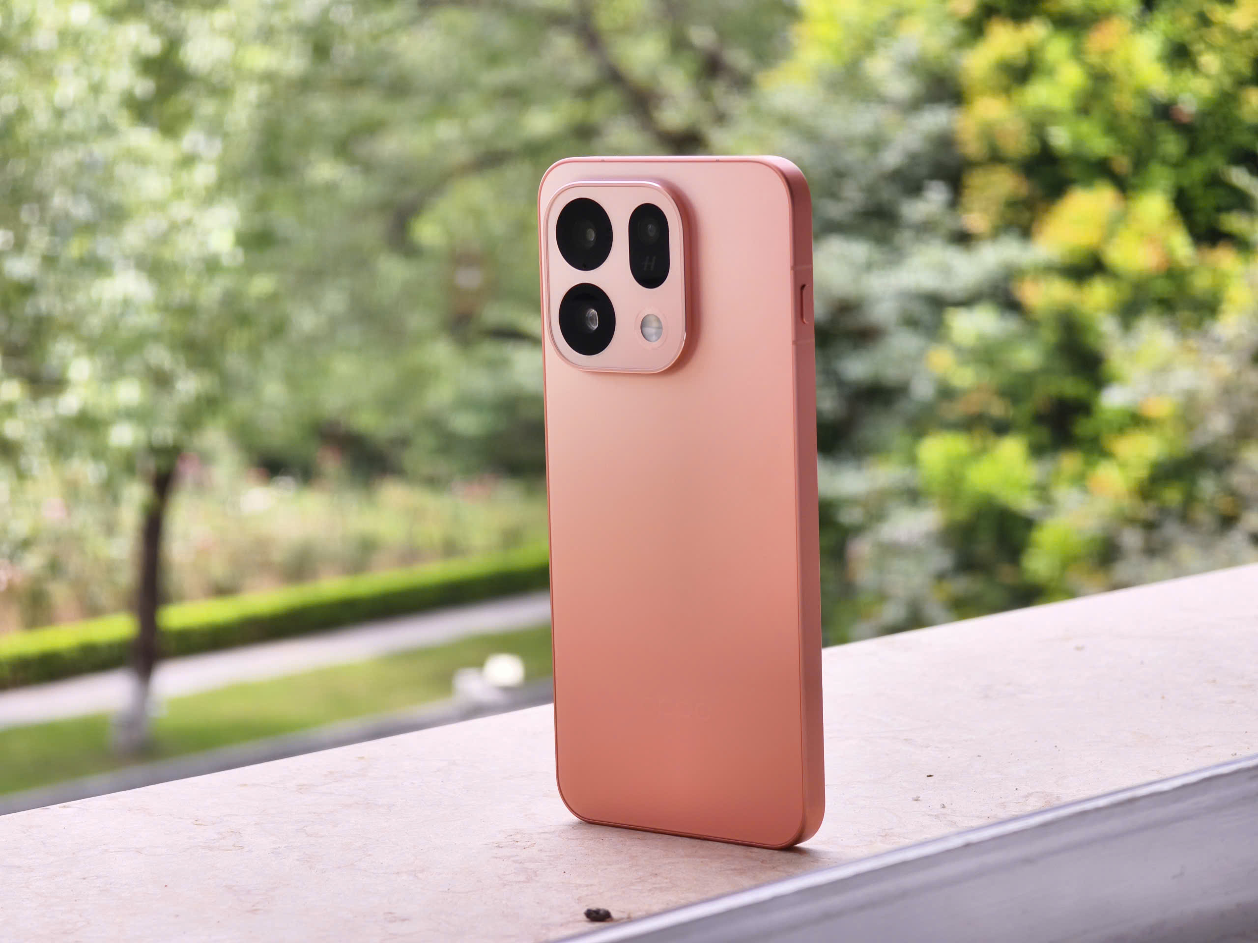 OPPO Find X9s - Chiếc điện thoại khiến m&igrave;nh &lsquo;wow&rsquo; ngay từ lần đầu cầm thử