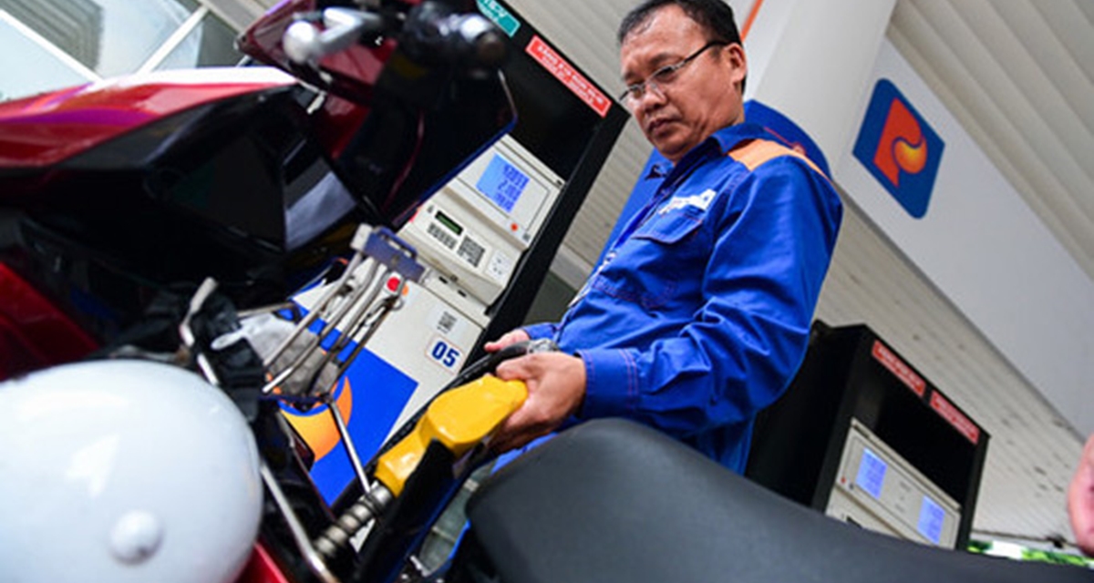 Gi&aacute; xăng dầu h&ocirc;m nay 19/5: Dầu Diesel giảm mạnh hơn 17 ngh&igrave;n từ đỉnh, bảng gi&aacute; Petrolimex, PVOIL