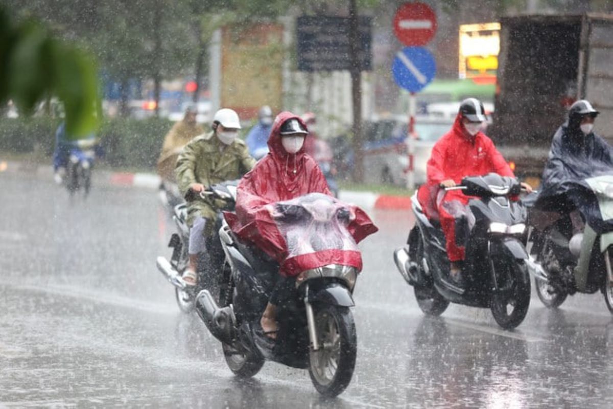 Mưa d&ocirc;ng cực đoan tiếp diễn, khu vực n&agrave;o hứng chịu ngập &uacute;ng, lốc s&eacute;t v&agrave; mưa đ&aacute;?