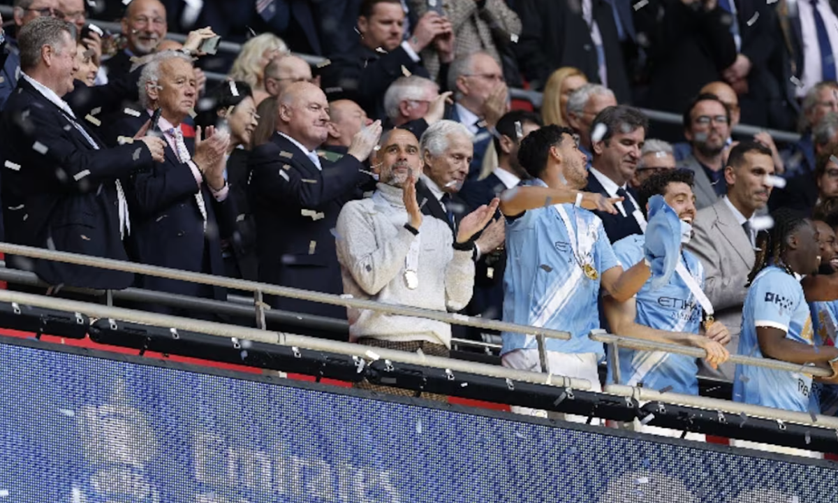 Pep Guardiola rời Man City: C&acirc;u chuyện ph&iacute;a sau lời chia tay v&agrave; dấu chấm hết của m&ocirc;̣t tri&ecirc;̀u đại