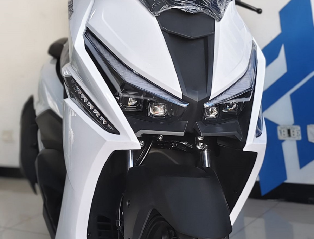 &lsquo;Vua xe ga&rsquo; 180cc mới ch&iacute;nh thức mở b&aacute;n gi&aacute; 51 triệu đồng: Thiết kế chất hơn cả Honda SH v&agrave; SH Mode