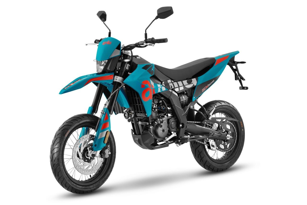 &lsquo;Vua c&ocirc;n tay&rsquo; 125cc mới của &Yacute; ch&iacute;nh thức ra mắt: Ph&acirc;n kh&uacute;c kh&aacute;c Yamaha Exciter v&agrave; Honda Winner R, gi&aacute; &lsquo;mềm&rsquo; ảnh 1