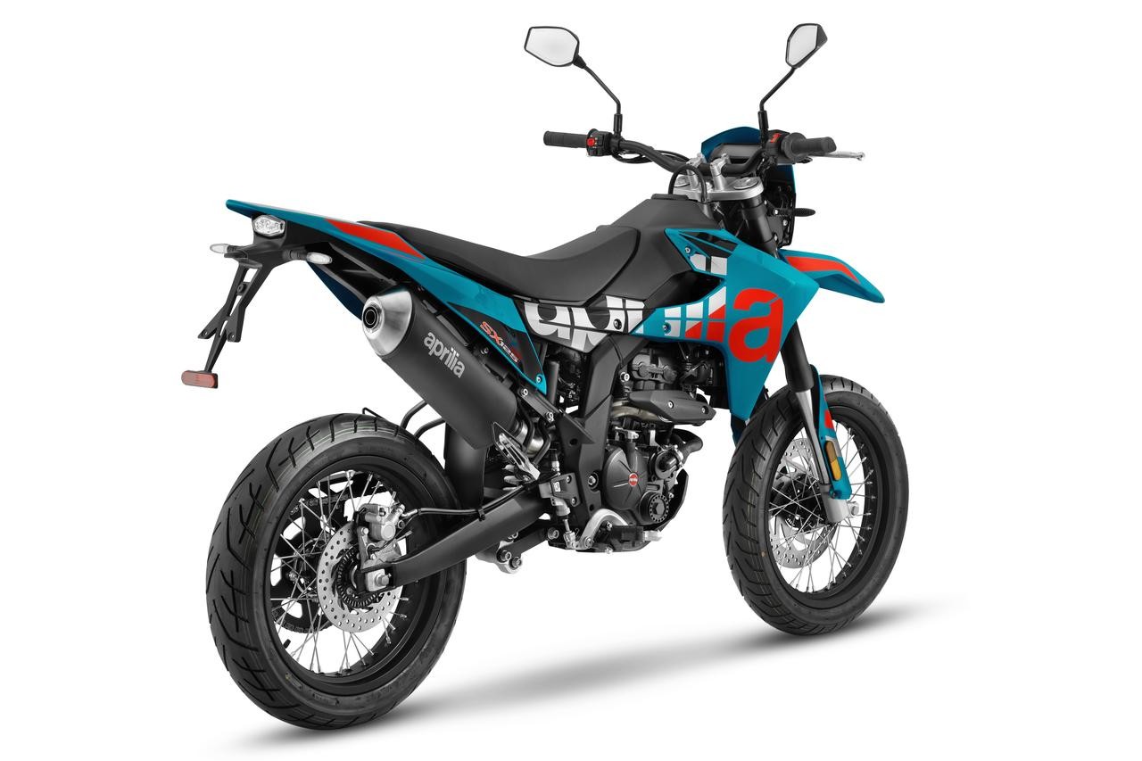 &lsquo;Vua c&ocirc;n tay&rsquo; 125cc mới của &Yacute; ch&iacute;nh thức ra mắt: Ph&acirc;n kh&uacute;c kh&aacute;c Yamaha Exciter v&agrave; Honda Winner R, gi&aacute; &lsquo;mềm&rsquo; ảnh 2