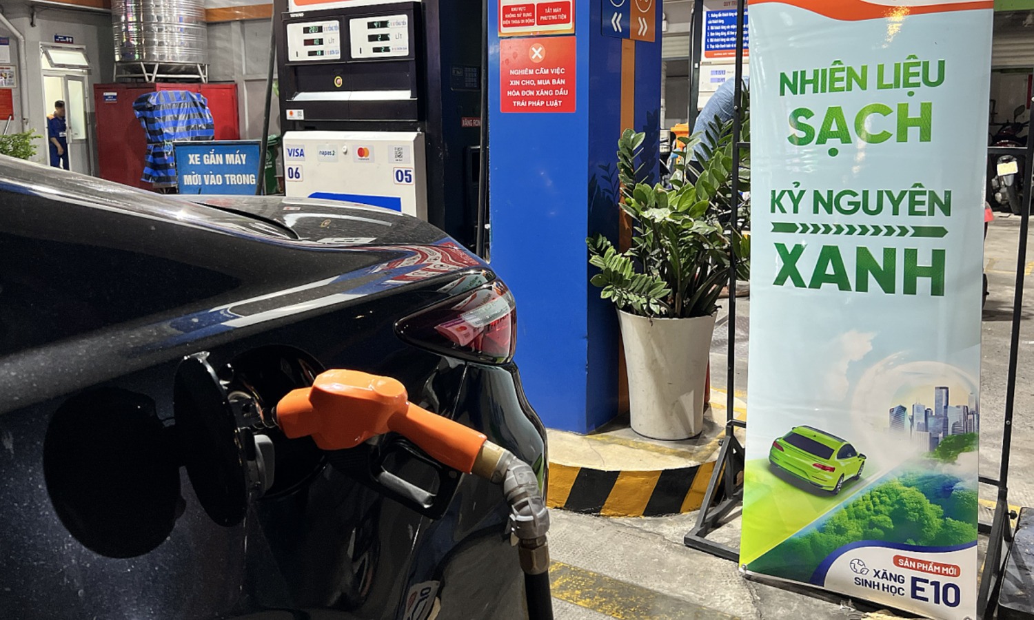 Xăng E10 sắp phổ biến: Honda, Toyota, Hyundai đồng loạt đưa ra cảnh b&aacute;o