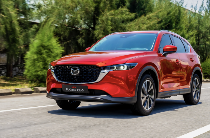 Mazda CX-5 &lsquo;vượt mặt&rsquo; Ford Territory, Honda CR-V: &lsquo;Ho&agrave;ng đế&rsquo; trở về ng&ocirc;i vương SUV hạng C