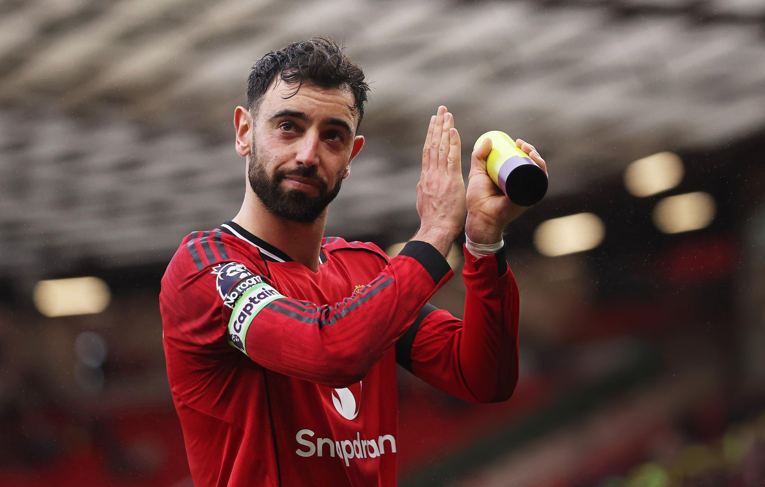 Bruno Fernandes ph&aacute; kỷ lục kiến tạo Ngoại hạng Anh: Đội trưởng MU vượt qua Thierry Henry v&agrave; Kevin De Bruyne