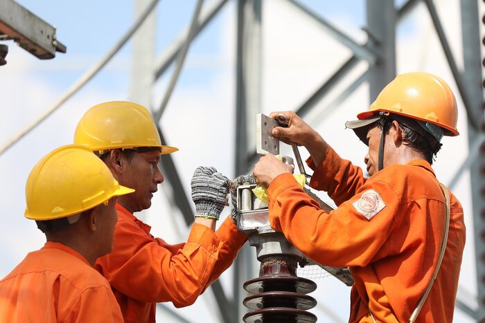 To&agrave;n bộ th&ocirc;ng tin mới nhất về khung giờ cao điểm, thấp điểm t&iacute;nh gi&aacute; điện