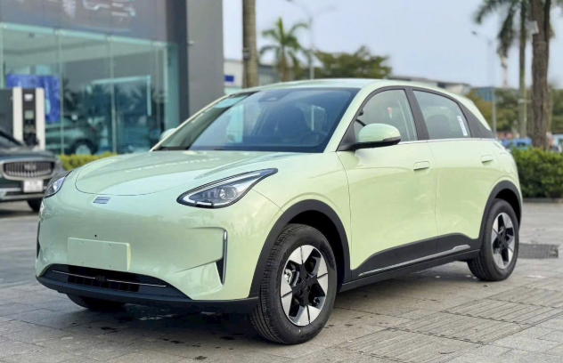 Xe điện gi&aacute; rẻ chỉ 266 triệu ra mắt: Hatchback đ&ocirc; thị &lsquo;đe nẹt&rsquo; Kia Morning v&agrave; i10, &lsquo;ngập&rsquo; c&ocirc;ng nghệ