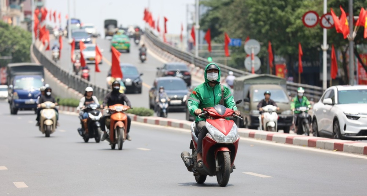 Dự b&aacute;o thời tiết mới nhất 25/5: Miền Bắc nắng n&oacute;ng vượt 39 độ, chuy&ecirc;n gia dự b&aacute;o thời điểm chấm dứt?