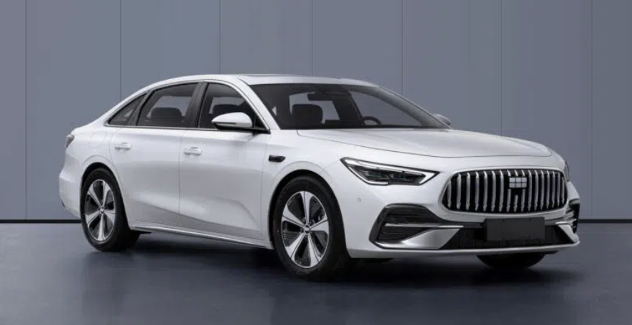 Xe hybrid mới gi&aacute; rẻ 383 triệu: Sedan cỡ D &lsquo;uống xăng như ngửi, &lsquo;x&eacute; v&eacute;&rsquo; Toyota Camry v&agrave; Honda Accord