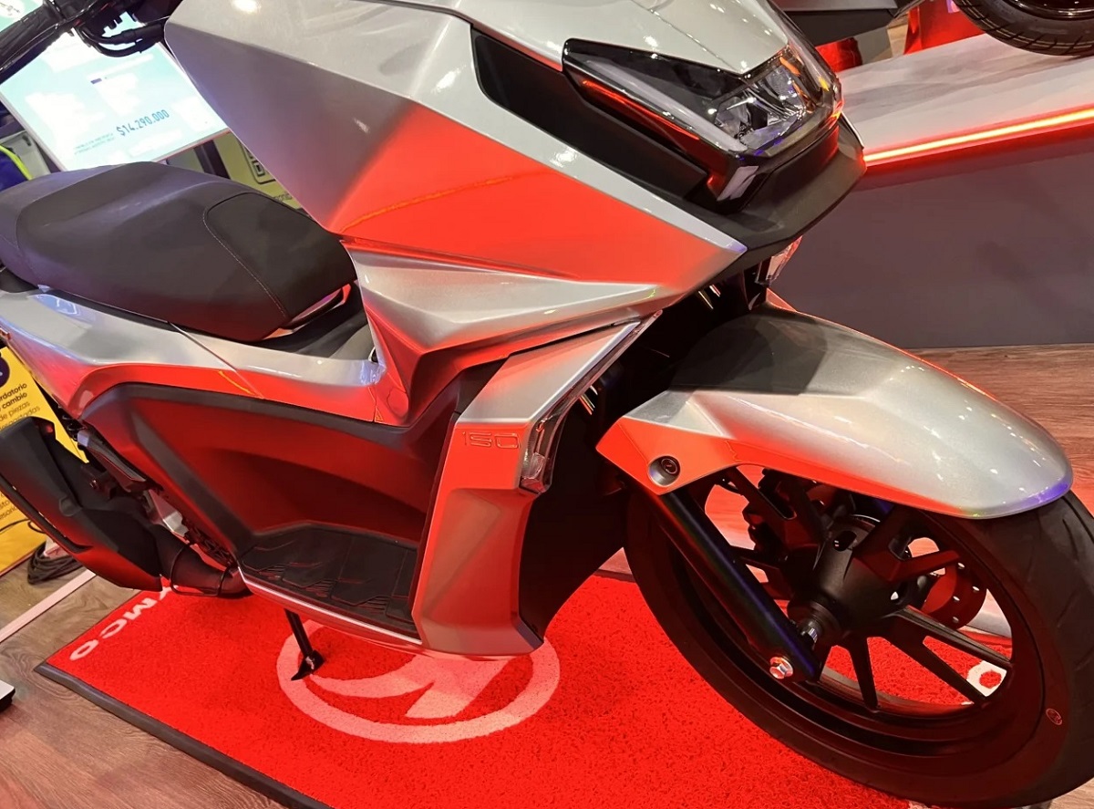 &lsquo;Vua xe ga&rsquo; 150cc mới ch&iacute;nh thức ra mắt gi&aacute; 63 triệu đồng: Được săn đ&oacute;n hơn Honda Air Blade v&agrave; Vario